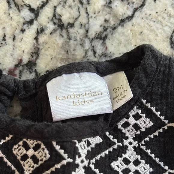 Kardashian Kids Peasant Top - Picture 2 of 6